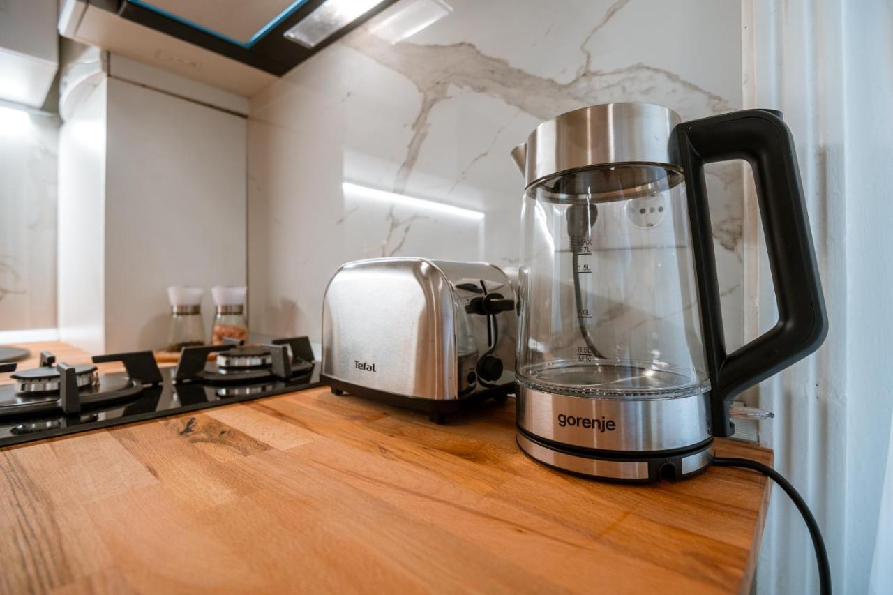 Apartament De Lux Central, P-Ta Matei Corvin Kluż-Napoka Zewnętrze zdjęcie
