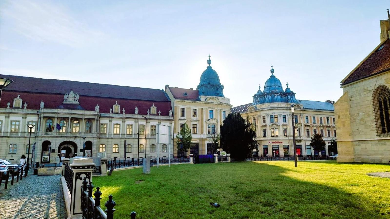 Apartament De Lux Central, P-Ta Matei Corvin Kluż-Napoka Zewnętrze zdjęcie